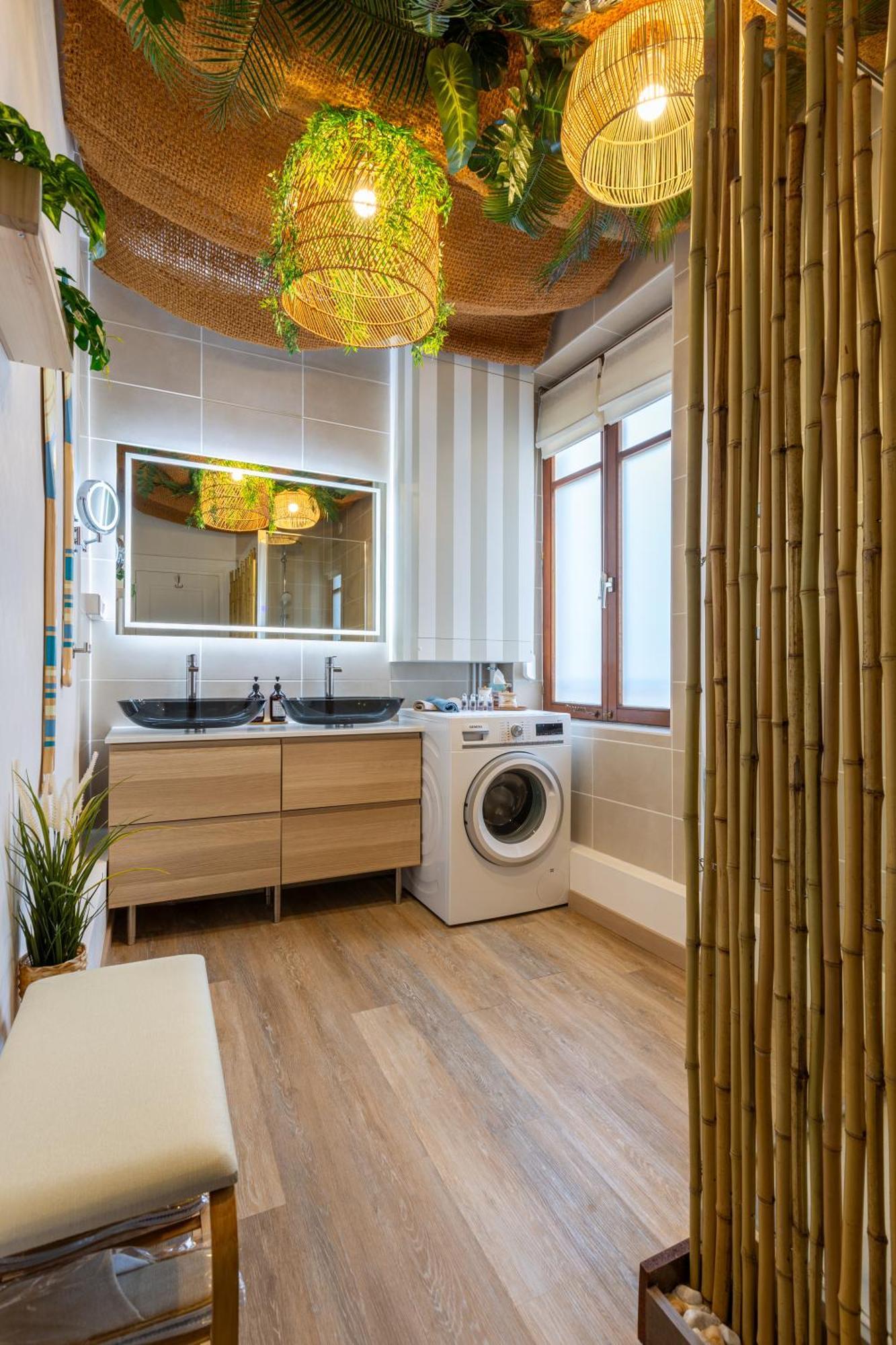 Lit Rond Tres Grand Et Confortable - Garage Possible Ou Parking Gratuit Rue - Gare 2 Min Et Ville 4 Min En Tram - Ciel Etoile - Netflix Videoprojecteur - Luxe Et Evasion Strasbourg Luaran gambar