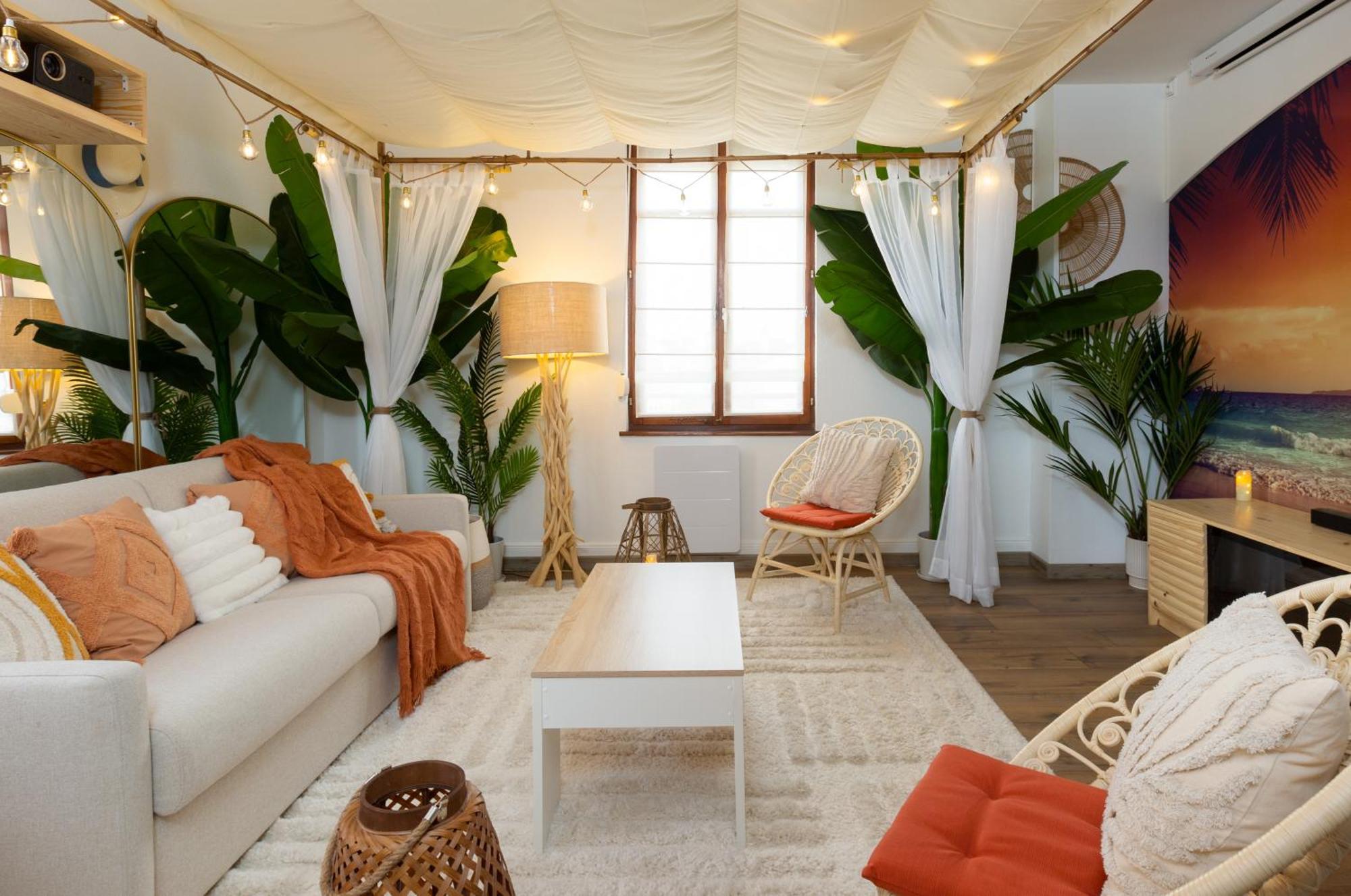 Lit Rond Tres Grand Et Confortable - Garage Possible Ou Parking Gratuit Rue - Gare 2 Min Et Ville 4 Min En Tram - Ciel Etoile - Netflix Videoprojecteur - Luxe Et Evasion Strasbourg Luaran gambar